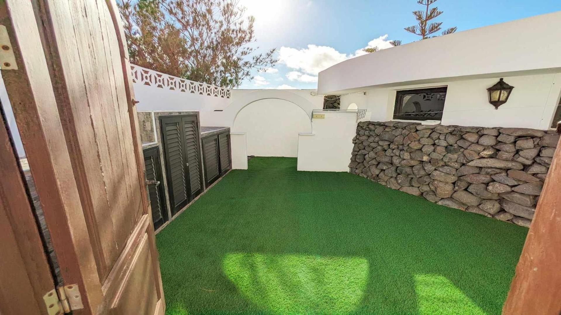 Bungalow Allende Famara Con Piscina Privada Y Ac Ngoại thất bức ảnh